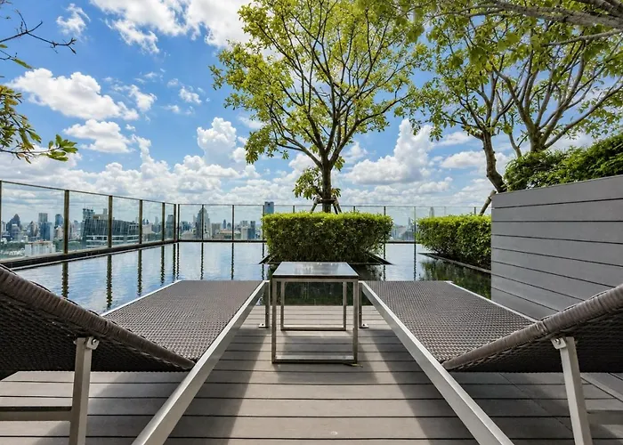 Holiday home Near Bts L Large 50 Sqm L Luxury Facilities L Rooftop Pool Bangkok