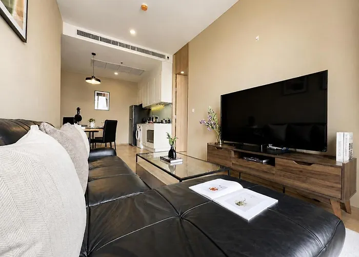 Near Bts L Large 50 Sqm L Luxury Facilities L Rooftop Pool * Bangkok