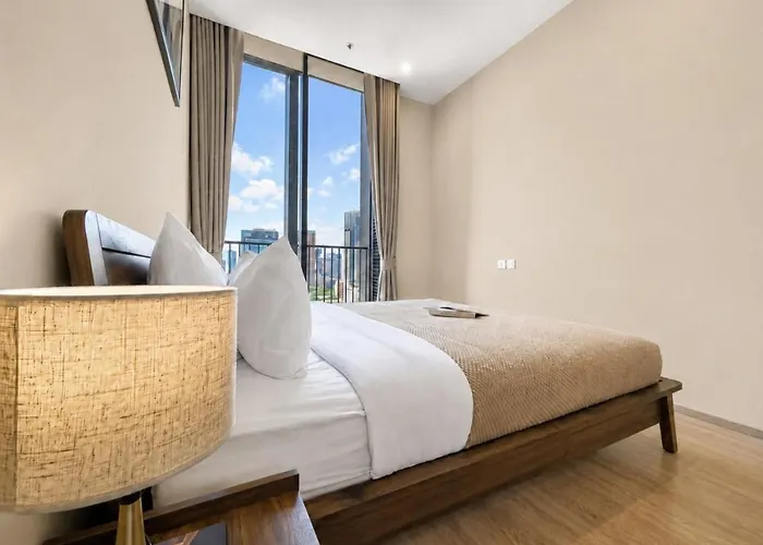 Near Bts L Large 50 Sqm L Luxury Facilities L Rooftop Pool